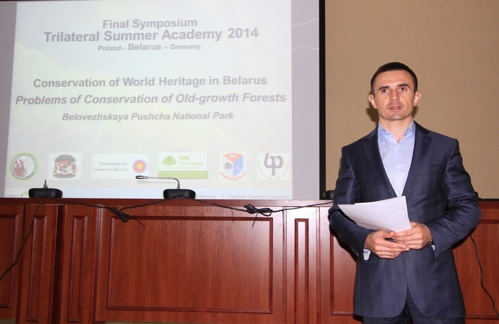 На открытии конференции по результатам проведенной студентами работы выступил проректор по учебной работе БГТУ С.А. Касперович.